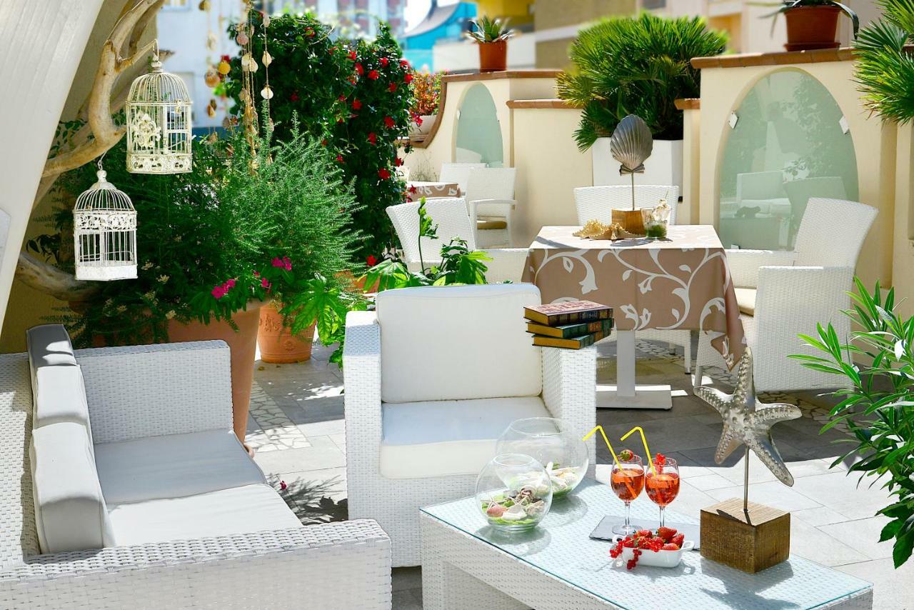 Hotel La Conchiglia Bellaria-Igea Marina Exterior foto